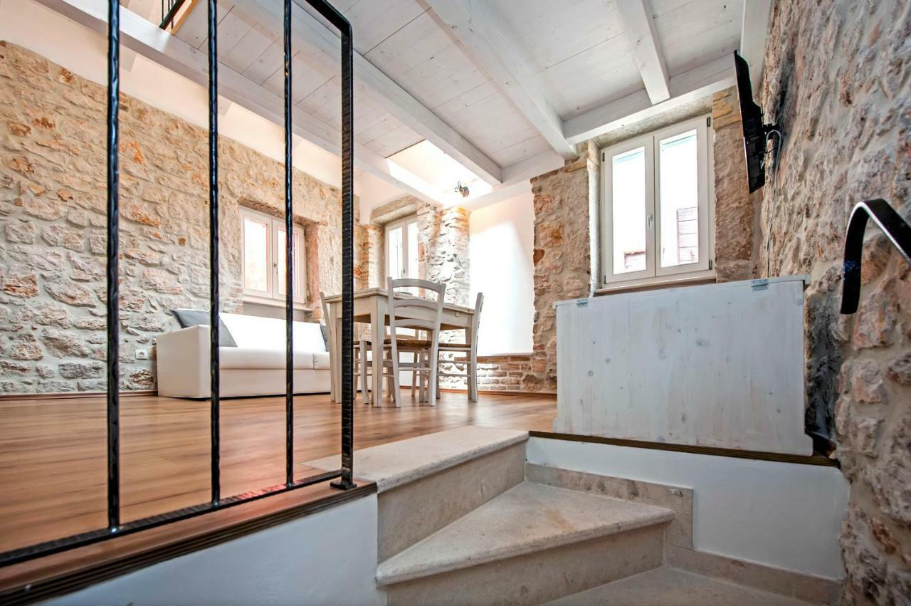Apartments Casa Roccia Bianca Rovinj Extérieur photo