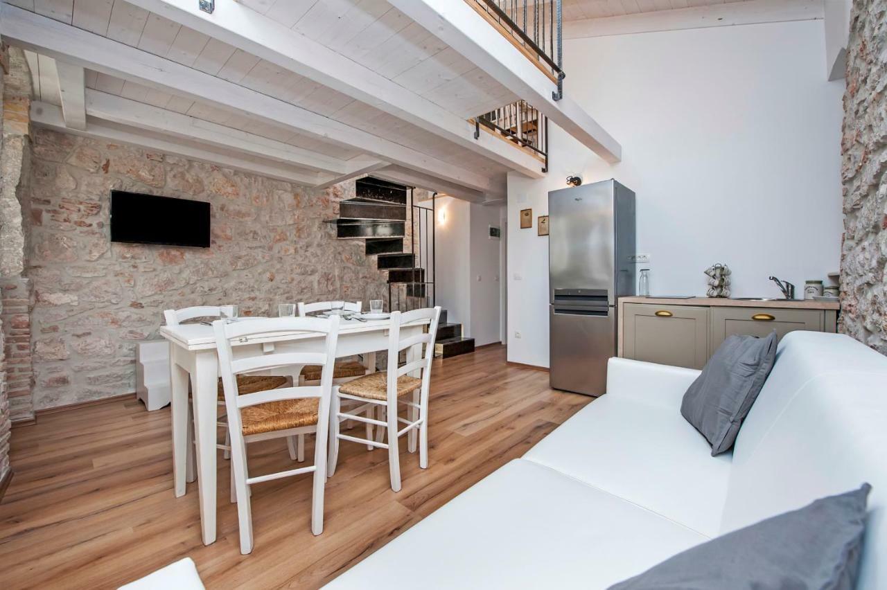 Apartments Casa Roccia Bianca Rovinj Extérieur photo