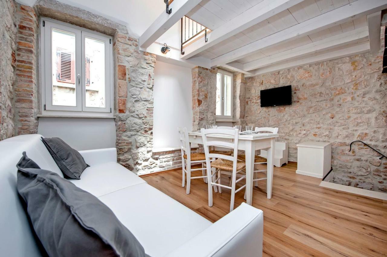 Apartments Casa Roccia Bianca Rovinj Extérieur photo
