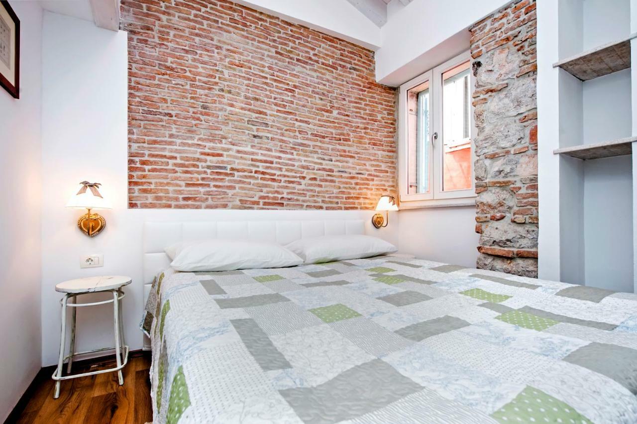 Apartments Casa Roccia Bianca Rovinj Extérieur photo