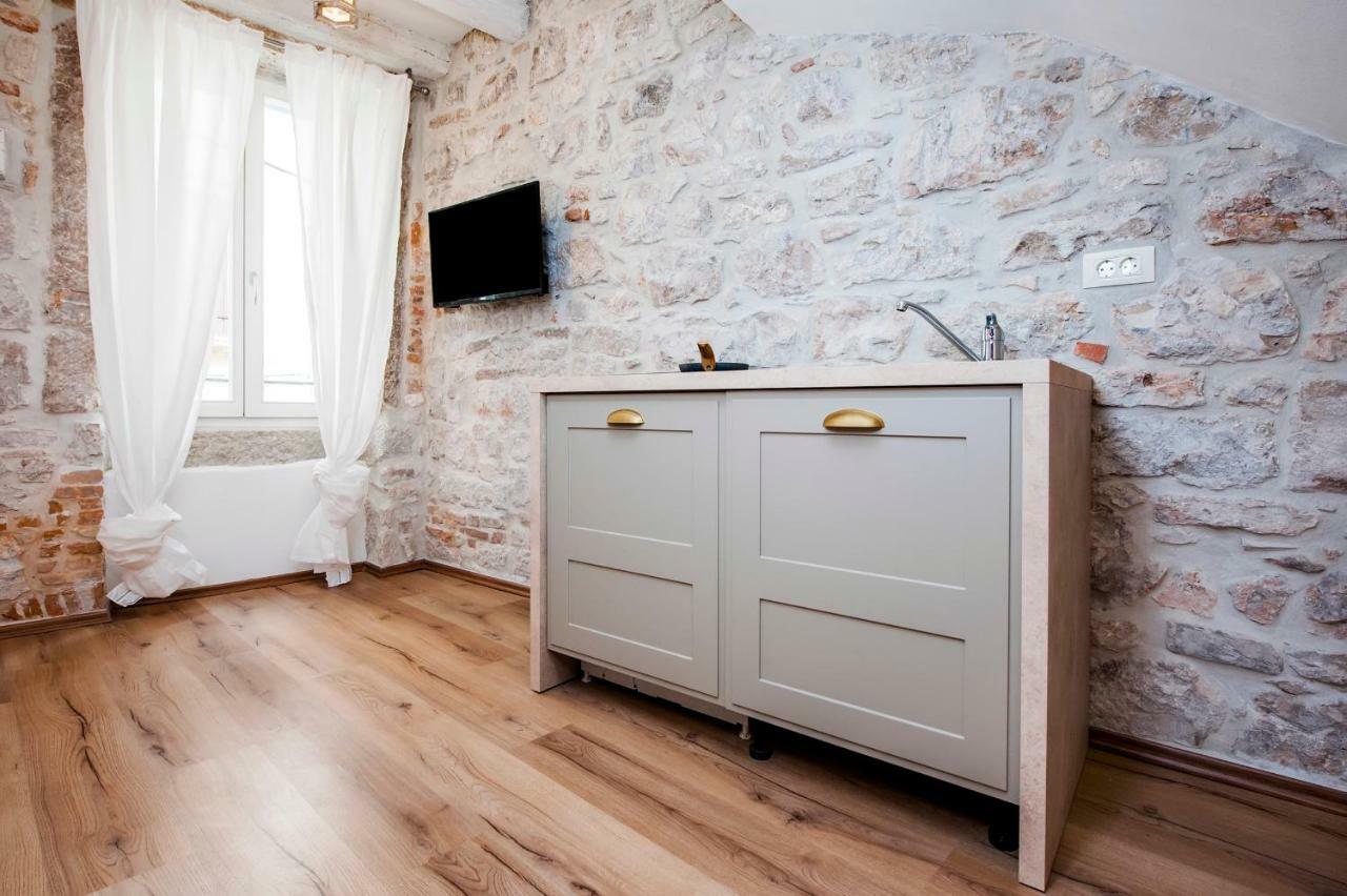Apartments Casa Roccia Bianca Rovinj Extérieur photo
