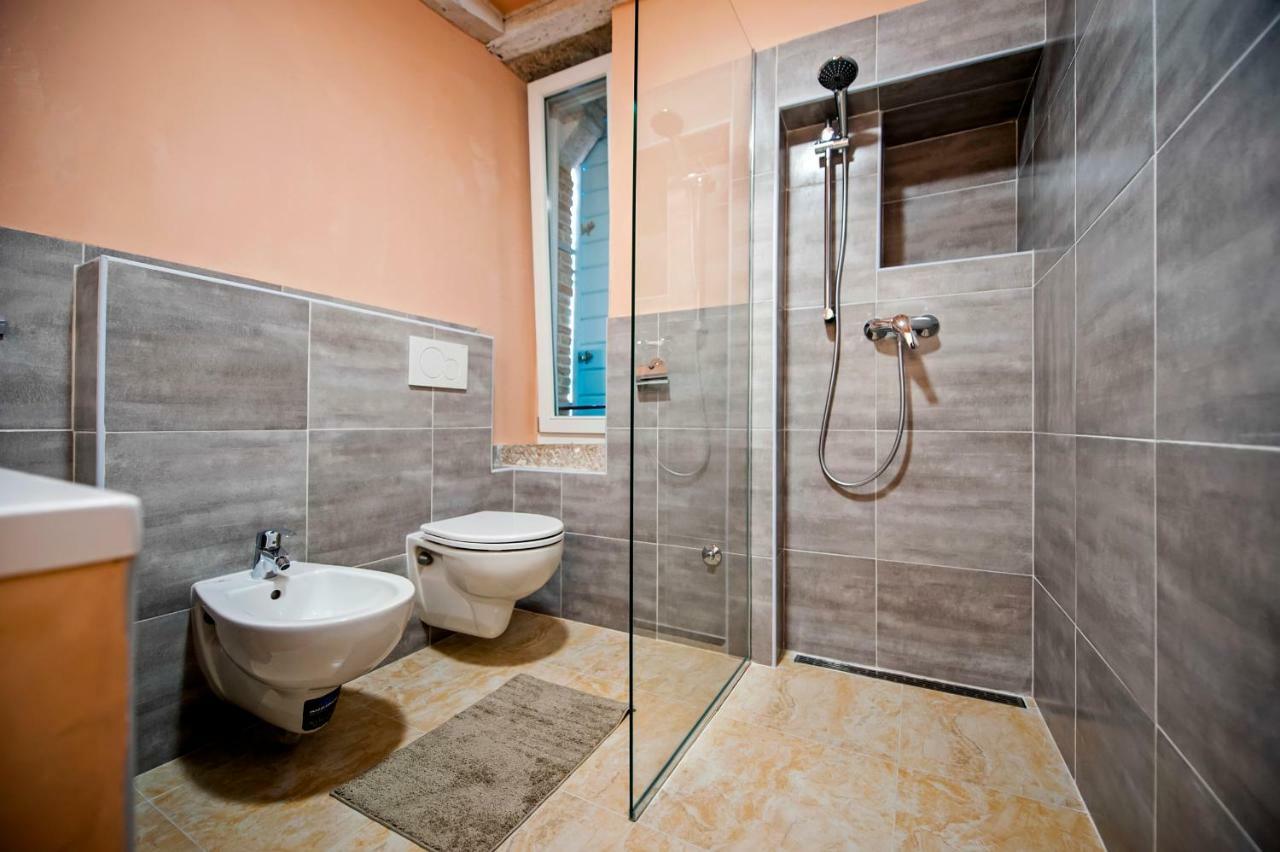 Apartments Casa Roccia Bianca Rovinj Extérieur photo