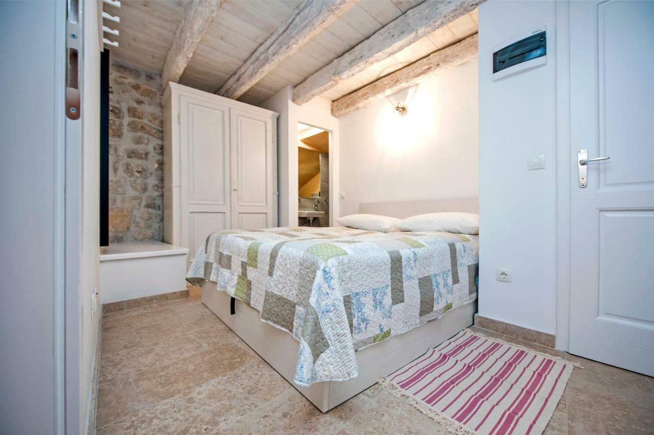Apartments Casa Roccia Bianca Rovinj Extérieur photo